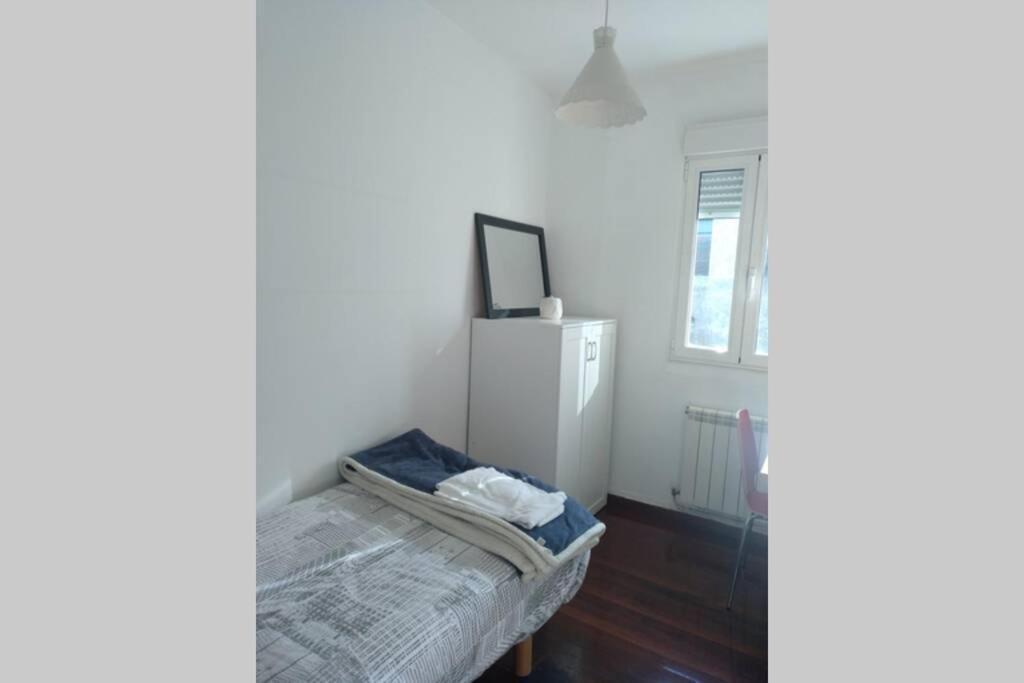 Апартаменты Apartamento Con Garaje Сантьяго-де-Компостела Экстерьер фото