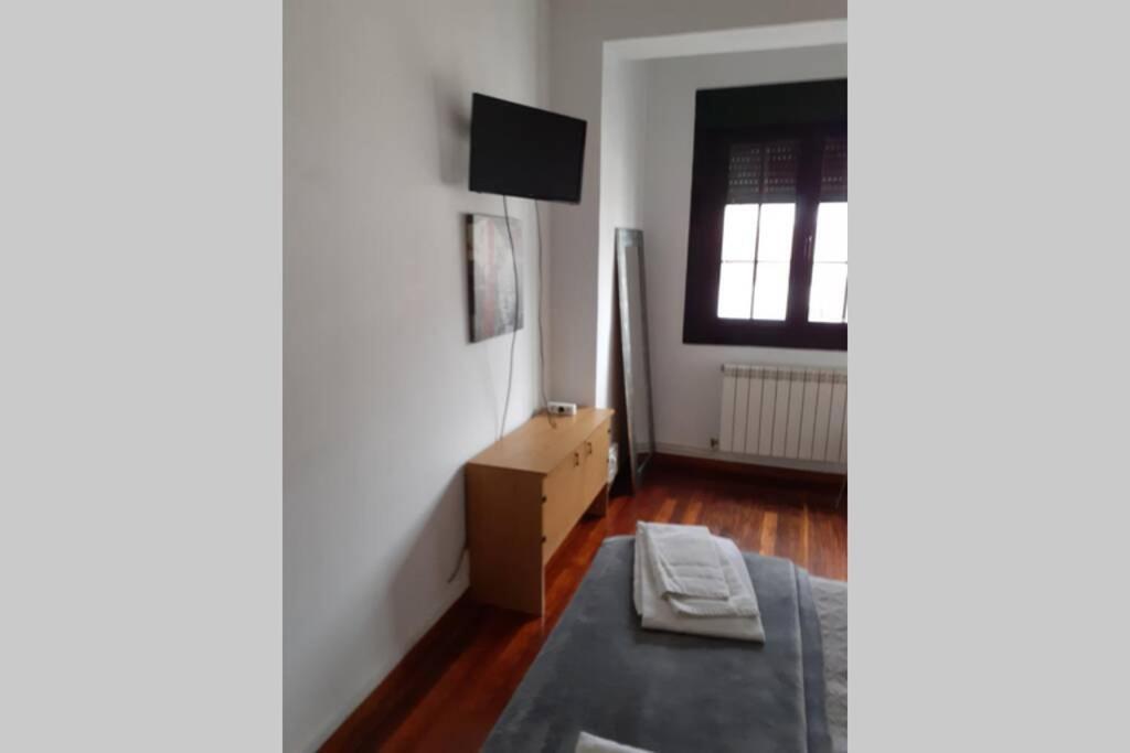 Апартаменты Apartamento Con Garaje Сантьяго-де-Компостела Экстерьер фото